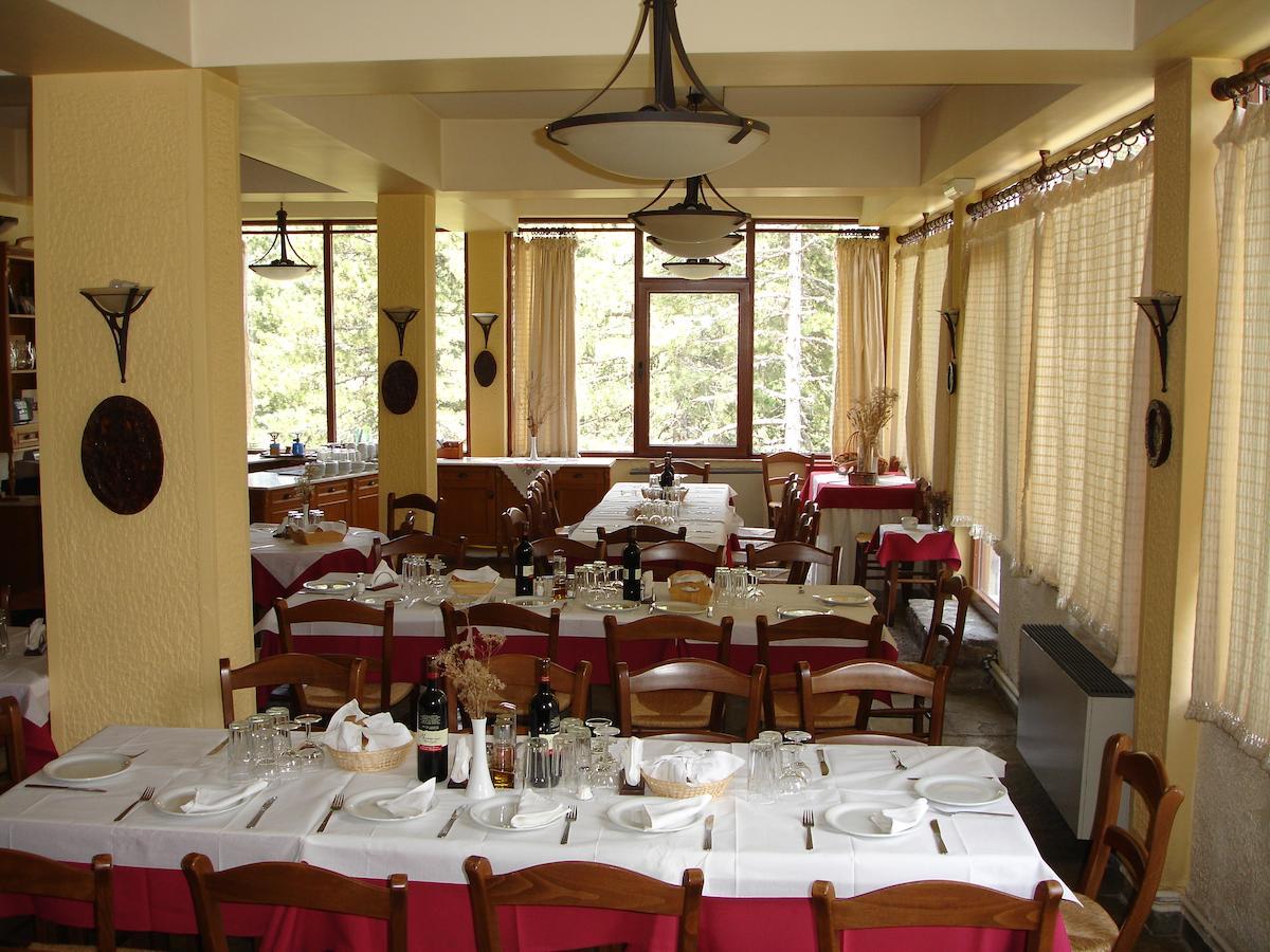 Valia Calda Hotel Perivoli  Экстерьер фото